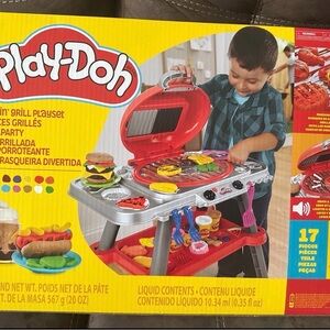 Play-Doh Kids Grill Playset - Red and Silver Pretend BBQ